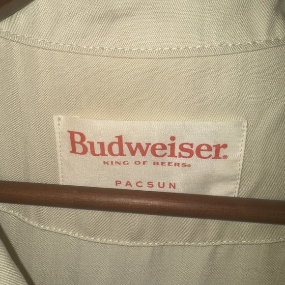 Cropped Budweiser Square By Pacsun M NWT - Picture 7 of 10